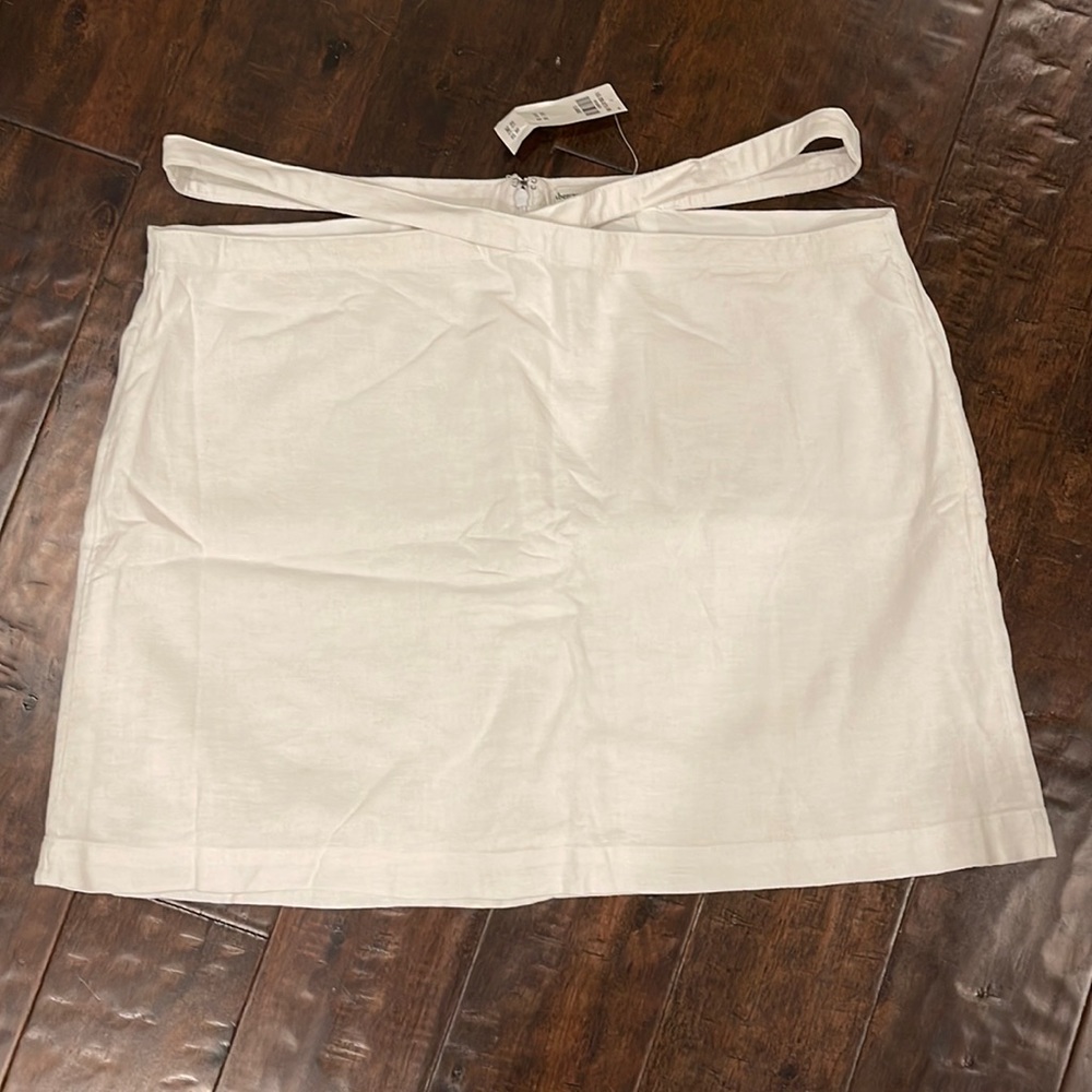 New Abercrombie & Fitch skirt